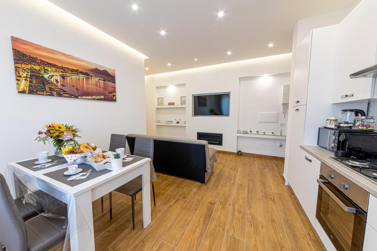 White Gold Bed and Breakfast Napels Buitenkant foto