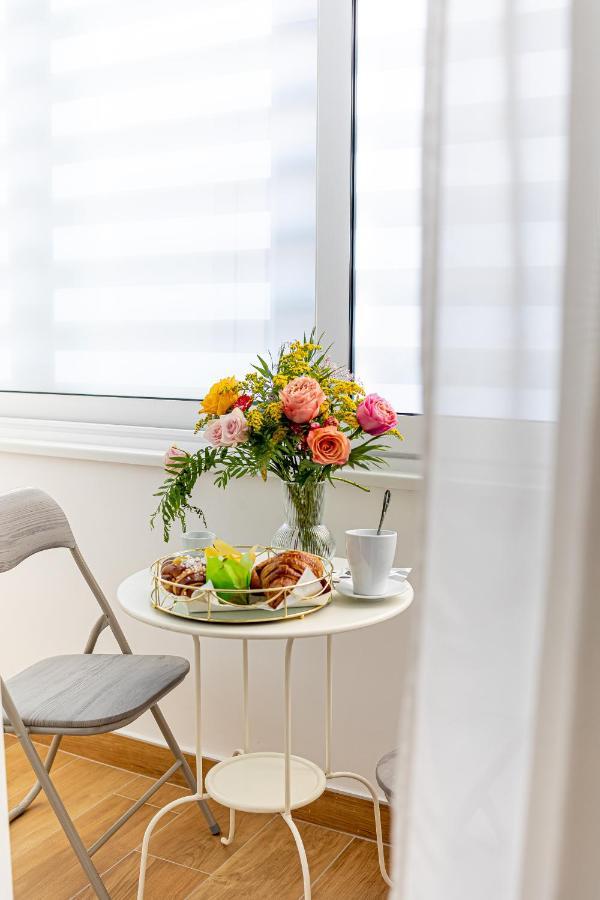 White Gold Bed and Breakfast Napels Buitenkant foto