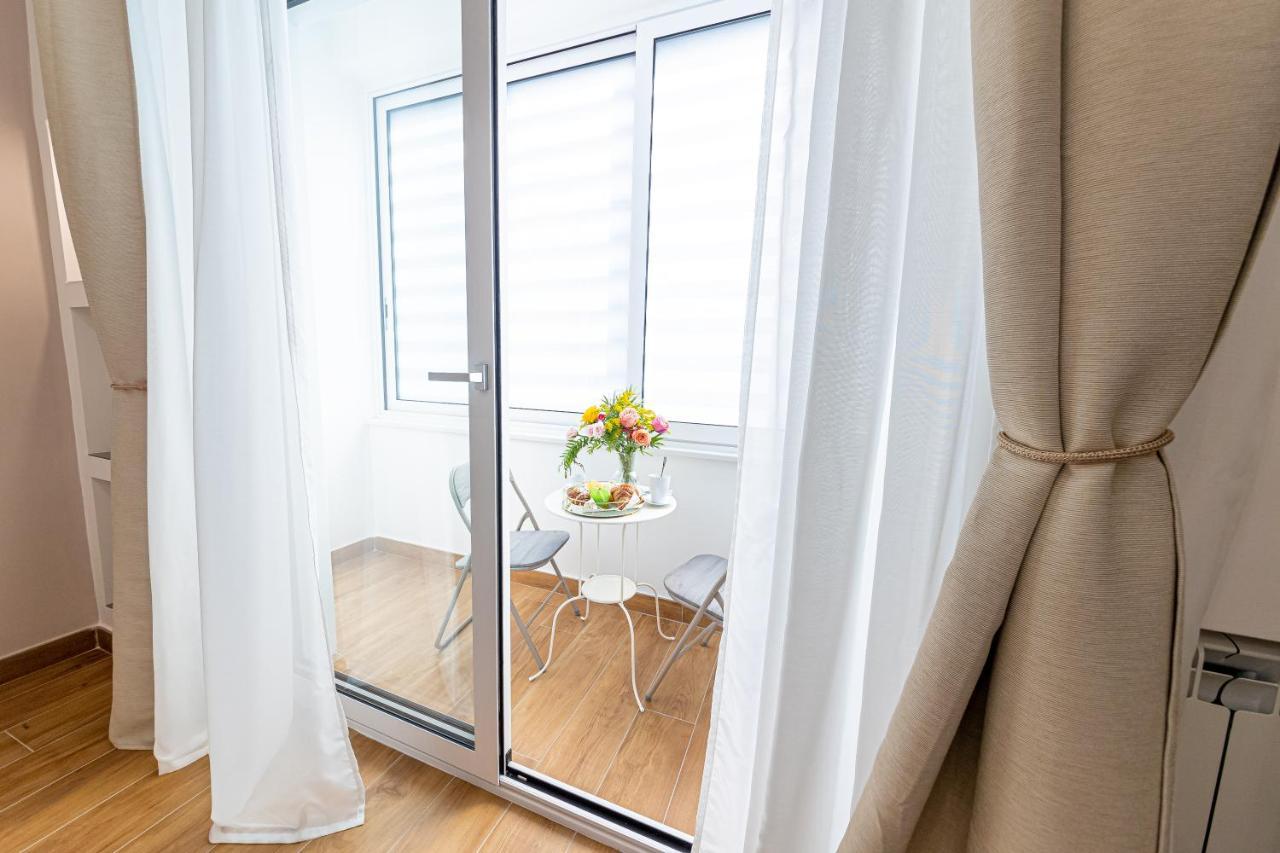 White Gold Bed and Breakfast Napels Buitenkant foto
