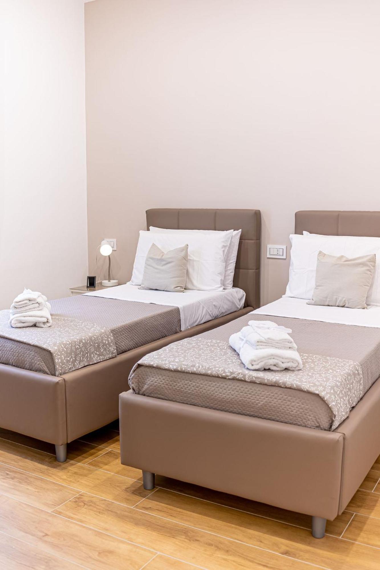 White Gold Bed and Breakfast Napels Buitenkant foto